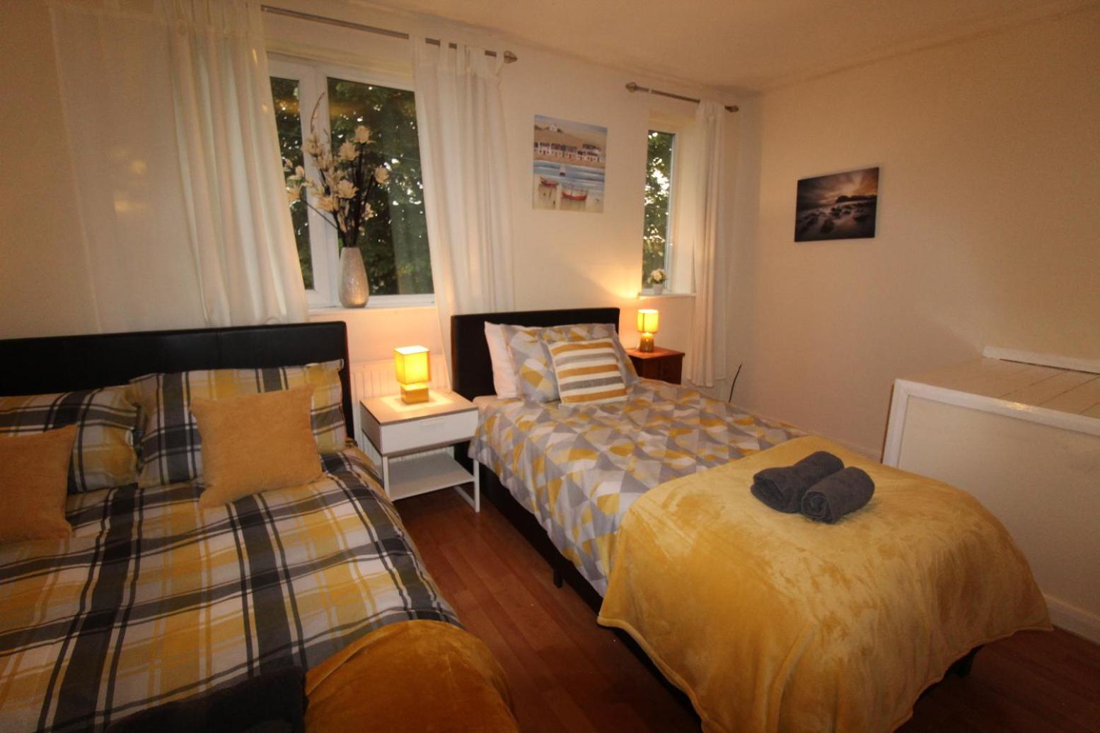 Holiday home Cowsley House *
