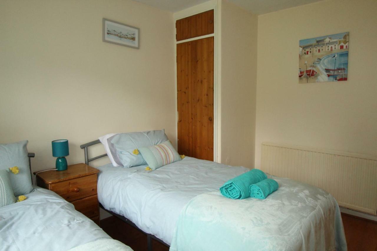 Cowsley House