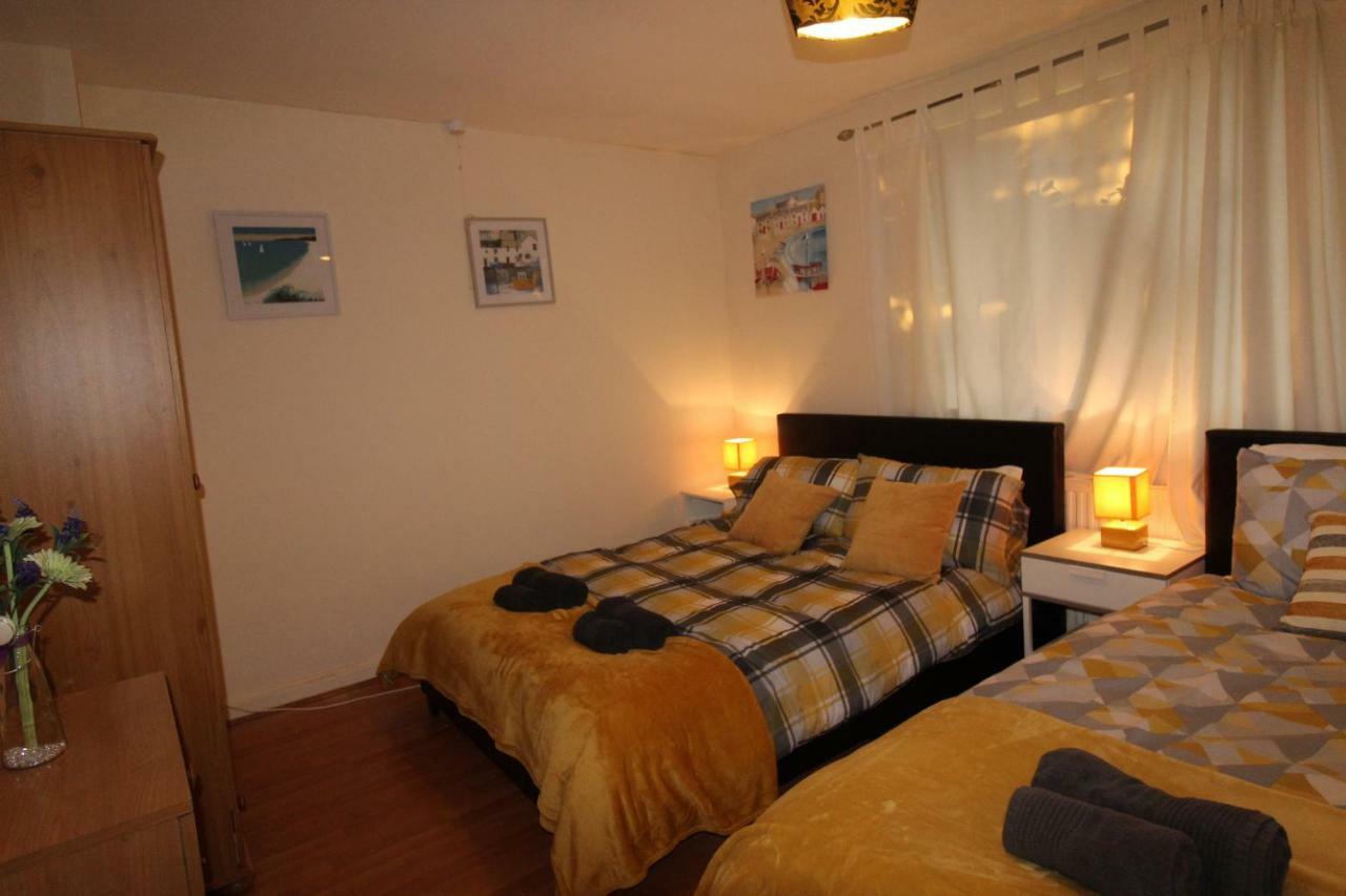 Holiday home Cowsley House
