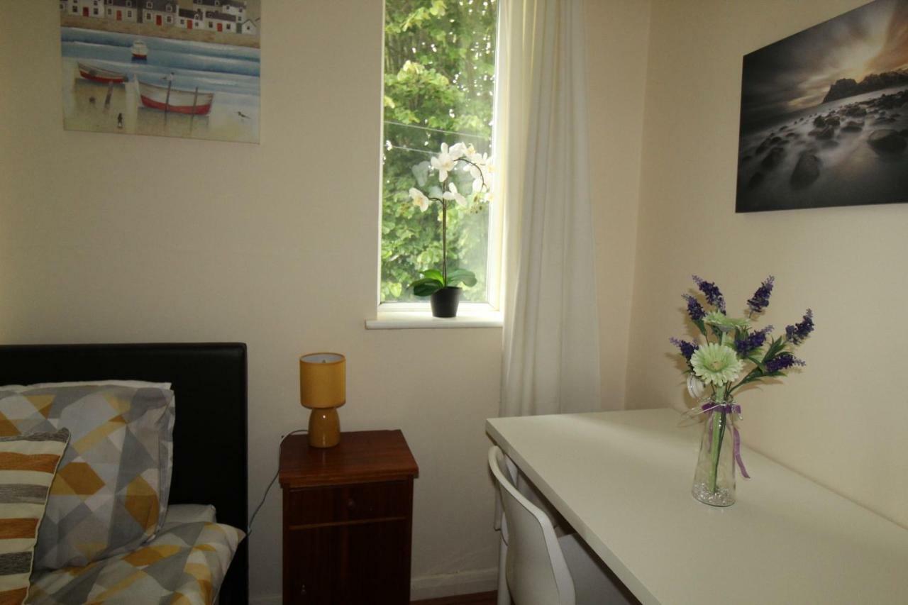 Cowsley House Holiday home *
