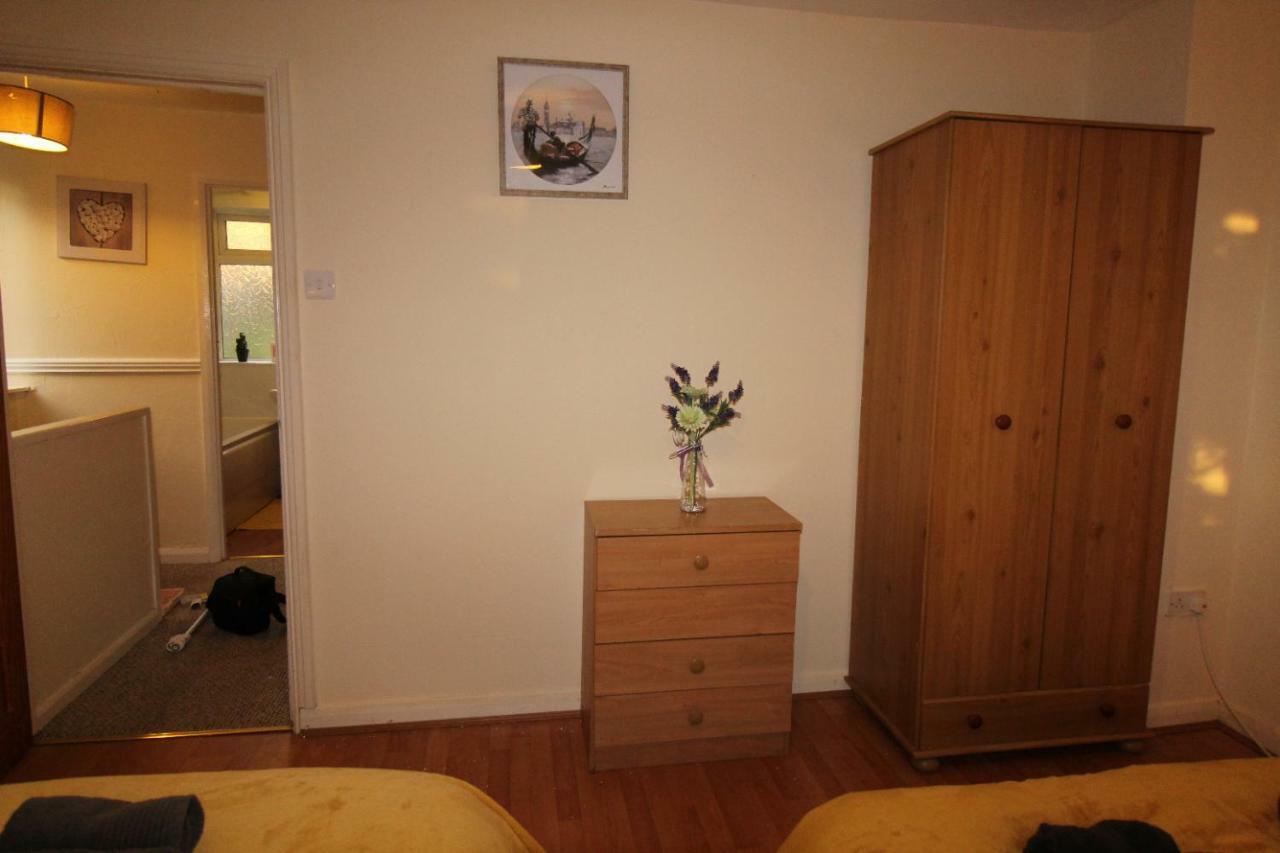 Holiday home Cowsley House